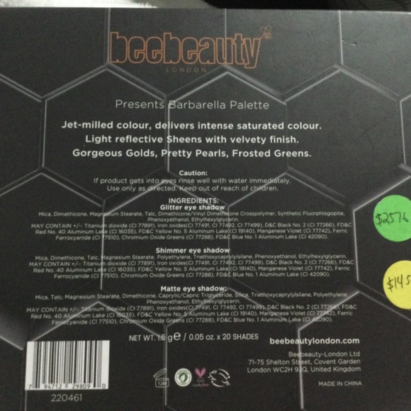 Unused barbarella eyeshadow palette - Picture 3 of 3